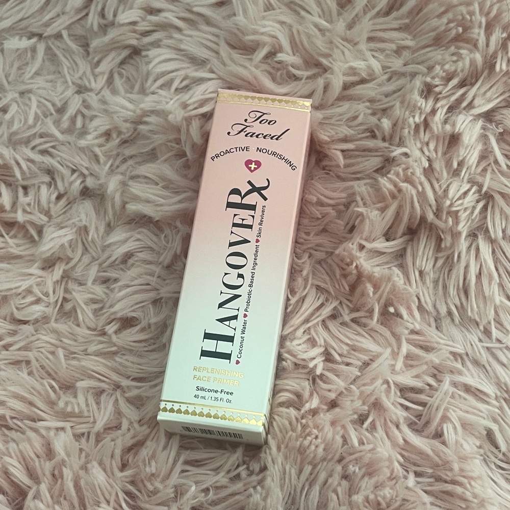 Too Faced Hangover Primer